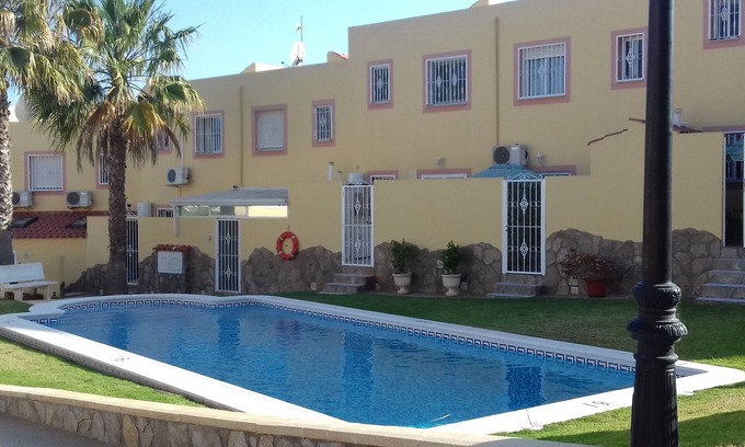 Lo Rufete Apartment | Family-Friendly 3BR Apartment with Oceanfront Views