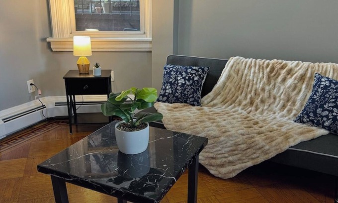 Weehawken Apartment | Spacious 3-bedroom apartment with Stunning Views NYC