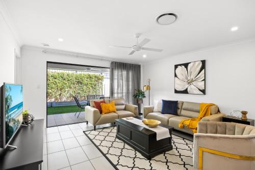 Peregian Beach House | Family-Friendly 3-Bed Home with Private Pool Retreat