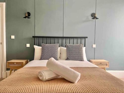 Glasgow House | Family-Friendly 3 Bedroom Home in Glasgow with Free Parking