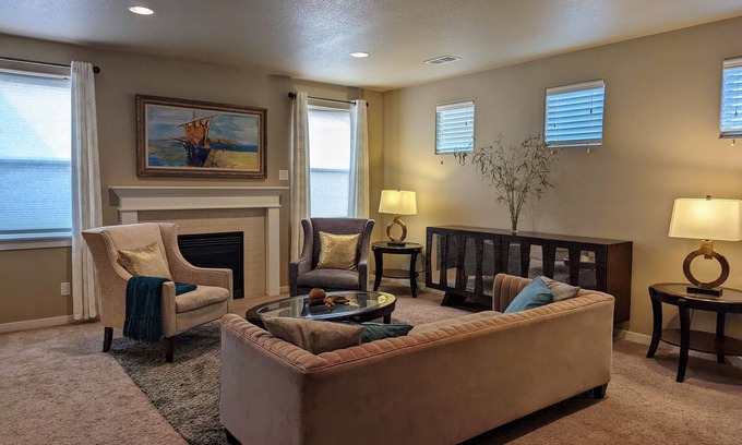 Eugene House | Family-Friendly 3-Bedroom Retreat with Outdoor Space