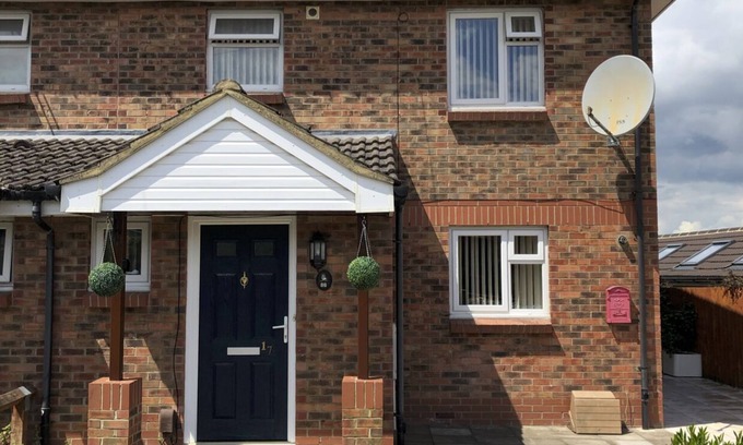 Oxford House | Newly Updated 3-Bedroom House in Oxford - Rated 9.6/10