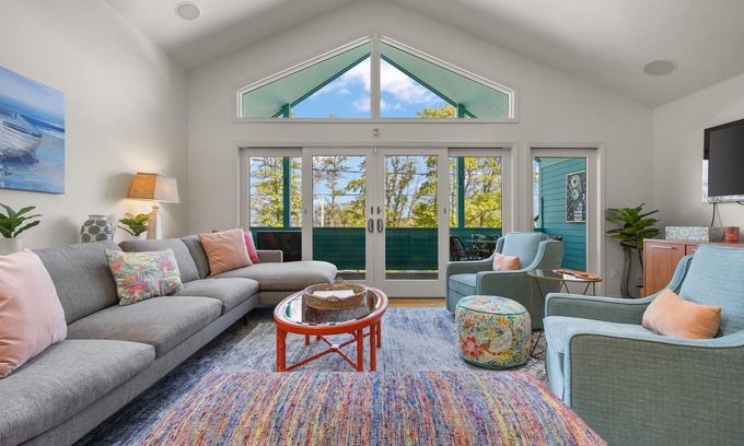 Suttons Bay Condo | Inviting 3 Bedroom Condo with Ocean View in Suttons Bay