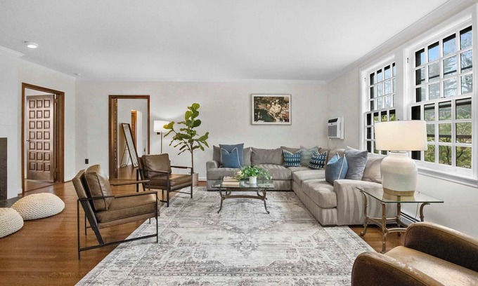 Highlands House | Family-Friendly Mediterranean Retreat in White Plains