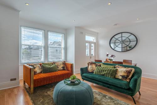 Fulham Apartment | Family-Friendly Retreat at Hestercombe Awaits You