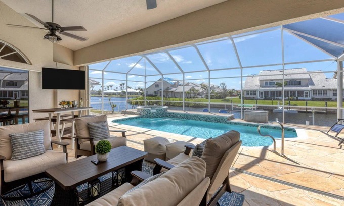 Punta Gorda House | Cozy 3bd House with Dock and Canal Access Awaits You