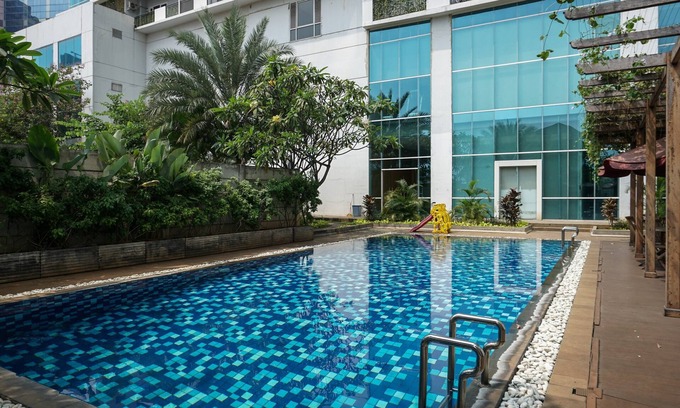Kuningan Apartment | Cozy 3BR Ambassade Residences Apartment near Kuningan
