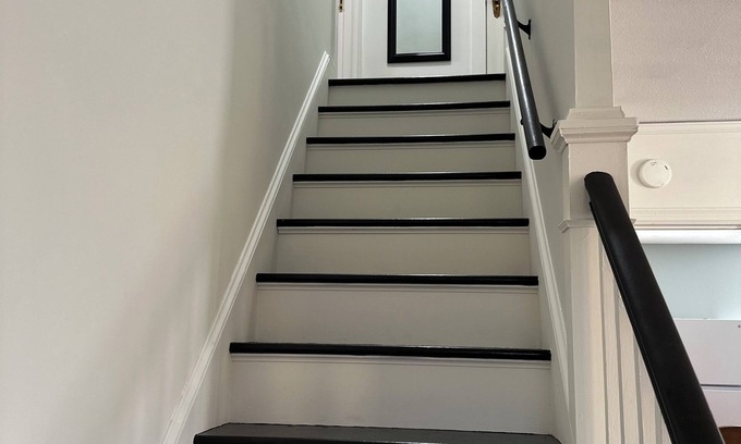 Willimantic House | Spacious 4-Bed Home Across from Eastern – Ideal for Families & Large Groups!