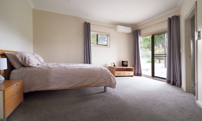 Coomba Park House | Family-Friendly 4 Bedroom Home with Private Pool & Hot Tub