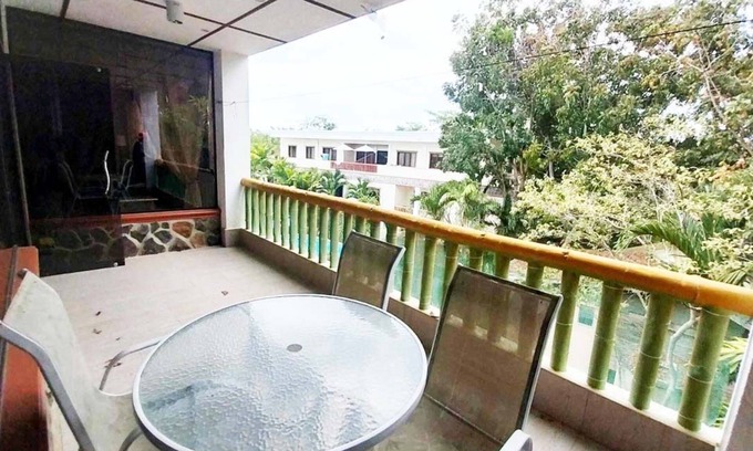 Tawala Apartment | Spacious 4-bedroom penthouse in fabulous Tawala, Panglao, pool, AC, 24/7 guards