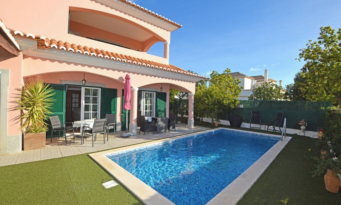 Tavira Villa | Spacious 4 Bedroom Villa with Private Pool, Walking distance to Tavira town