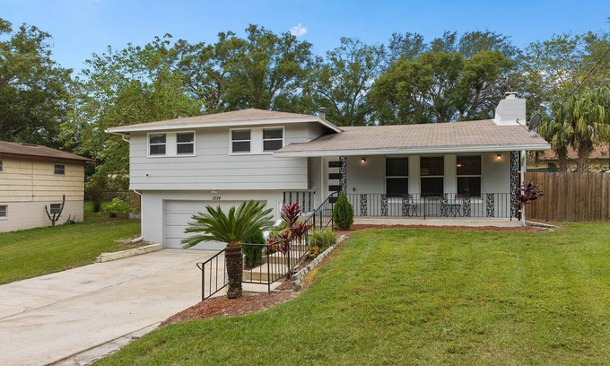 Ocoee House | Spacious 4 Bedroom With a Large Pool