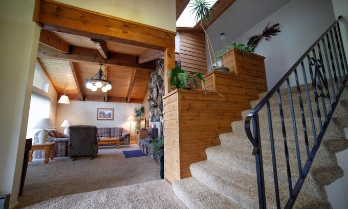 Driggs House | Family-Friendly 4BR Home in Convenient Downtown Driggs