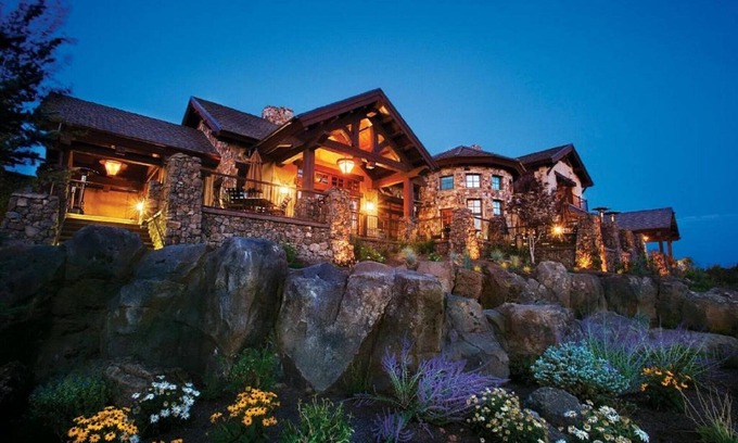 Pronghorn House | Indulgent 4BR Townhome on Pronghorn Golf Course - Rated 10/10