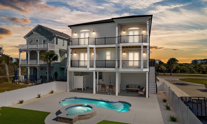 Ocean Isle Beach House | Spacious 5-Bedroom Home in Ocean Isle Beach - Perfect for Family Getaways!