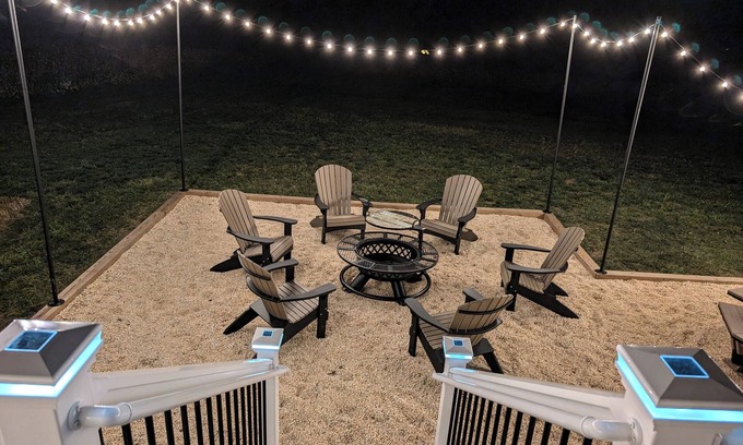 Strasburg House | Spacious 5-bedroom house with WiFi, AC in welcoming Paradise
