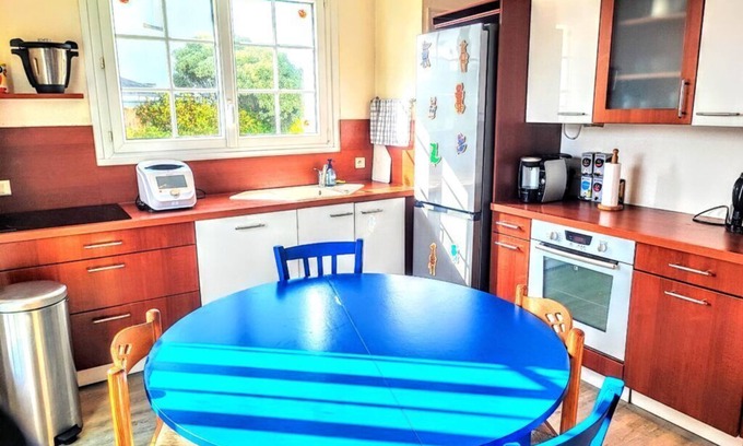 Finistere House | Spacious 5-bedroom house in gorgeous Loctudy
