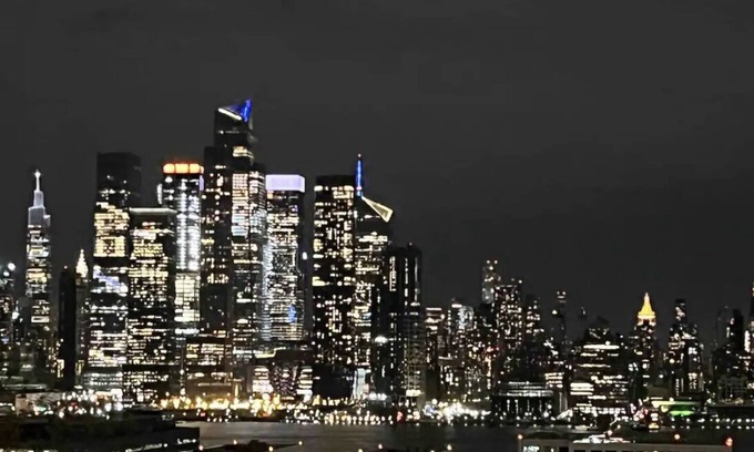 Weehawken Apartment | Stylish Double Apartment with NYC Views & Pet-Friendly Amenities