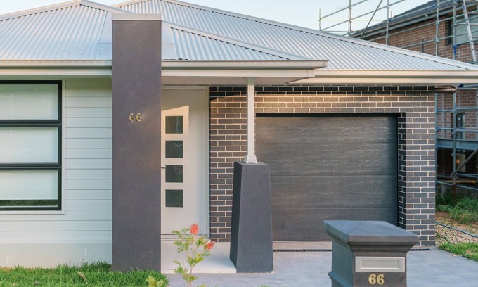 Cobbitty House | Modern 5 Bedroom House in Cobbitty - Family Friendly Stay