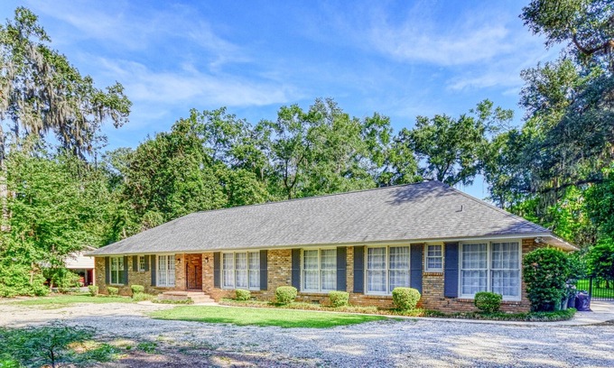 Killearn Estates House | Pet-Friendly 5BR Home with Pool & Workspace Near I-10