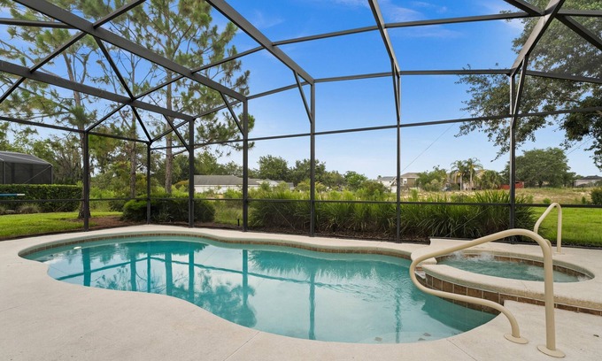 Loughman House | Spacious 5BR/4BA Solterra Resort Home w/Private Pool & Resort Amenities!