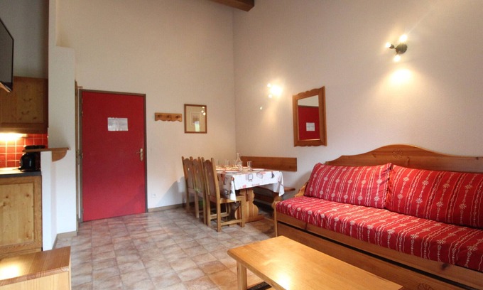 Val Cenis Apartment | Family-Friendly Apartment Lanslevillard with Spa & Breakfast