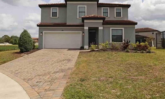 Haines City Villa | Spacious 6-Bedroom Villa with Ocean View & Pool Access