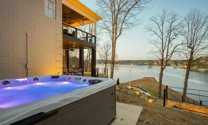 Bremen House | Spacious 7bdr Waterfront house w Hot Tub and Charming Backyard Amenities, Dock