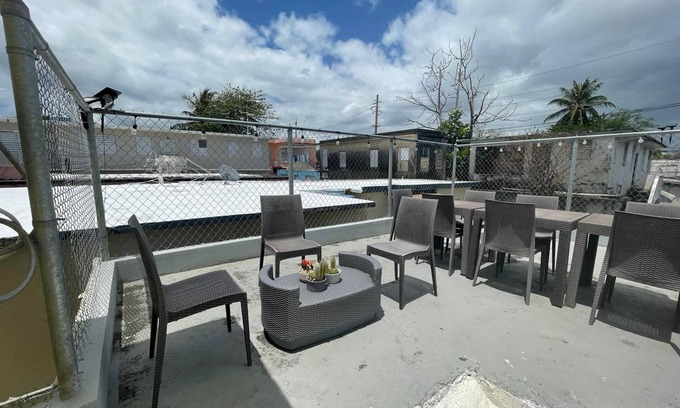 Santurce House | Inviting 8BR Compound with Spa and Breakfast Included