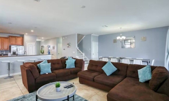 Davenport House | Discover a 9 Bed Pool Home with Game Room & Spa