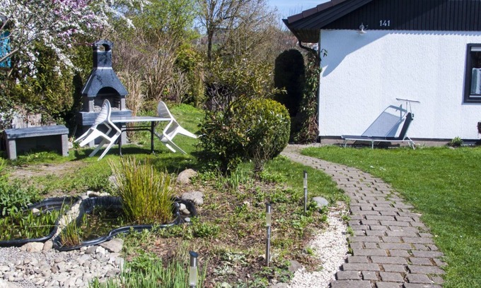 Herdwangen Schoenach House | Bright and Inviting 3-Floor Holiday House for Up to 10