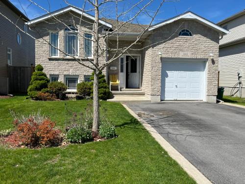 Amherstview House | Inviting Bungalow Retreat Close to Family-Friendly Amenities
