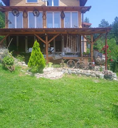 Vozuca House | Inviting House in Vozuca with Large Garden & Pet-Friendly