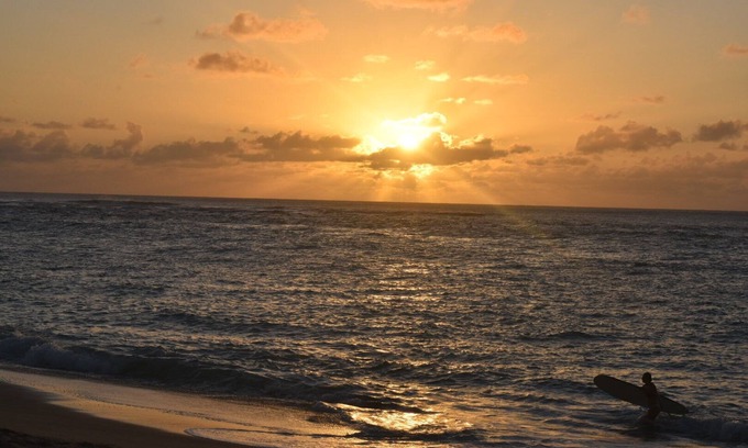 Pupukea House | Guest Rated 9.8: Ideal Beachside North Shore Ohana with AC