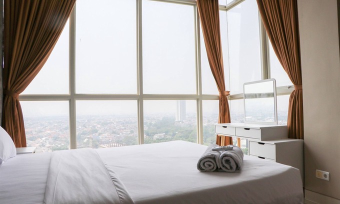 Jakarta Apartment | Cozy 3Br Ciputra International Apartment for Families