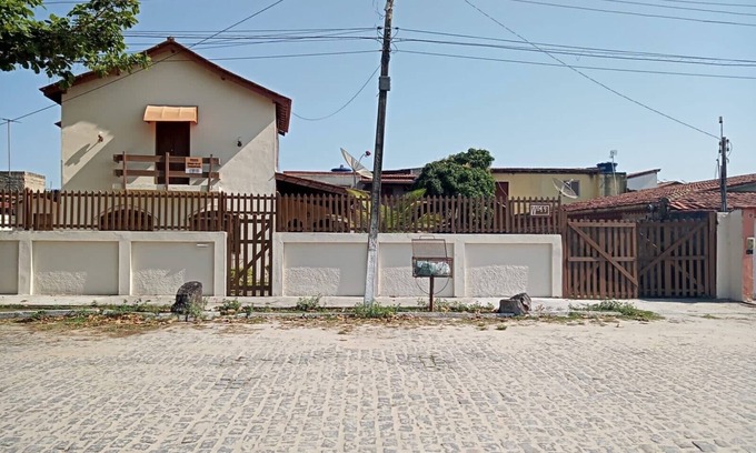 Prado House | Cozy Beach House Retreat in Prado, Bahia Awaits You
