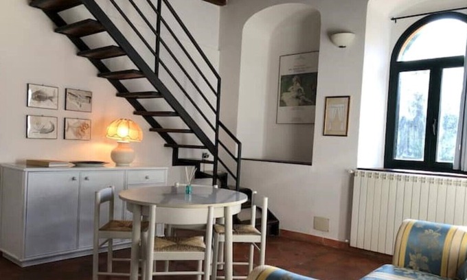 Pontremoli Apartment | Spacious and fresh, in the green, a few minutes from the center of Pontremoli