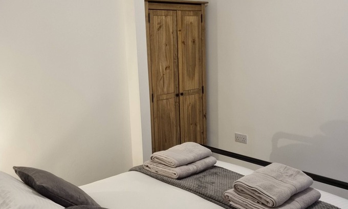 Barrow-in-Furness House | Modern Town House Near Lake District – Family-Friendly Retreat