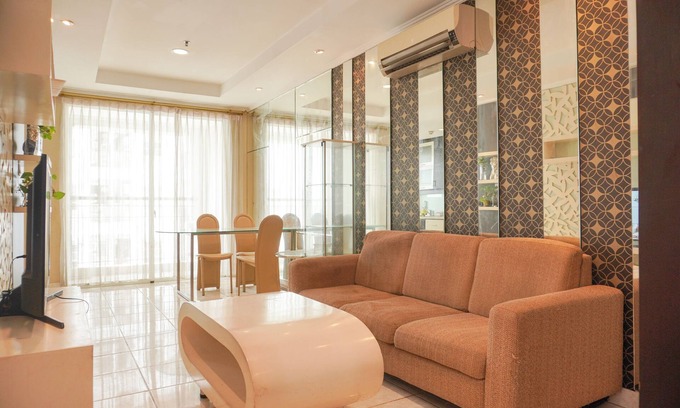 Kelapa Gading Barat Apartment | Family-Friendly 3BR Apartment with Kitchen at French Walk