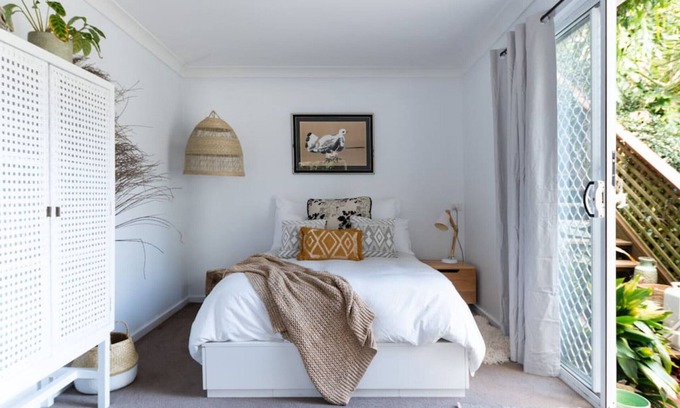 North Narrabeen Apartment | Stylish Studio in Narrabeen with Family & Pet-Friendly Amenities