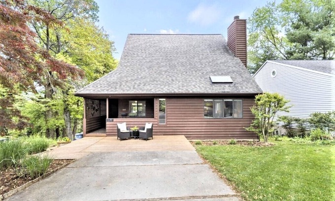 Annapolis House | Inviting Annapolis Vacation Home with Pool & Spa Near Downtown
