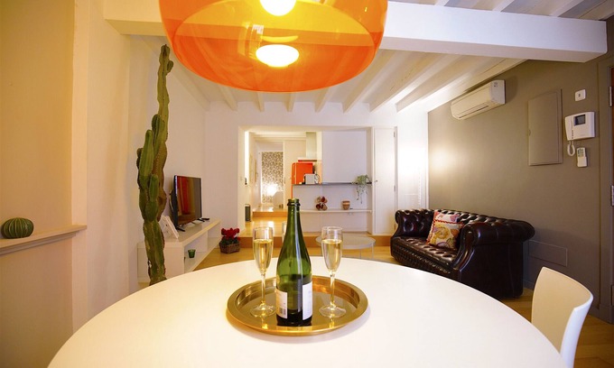La Llotja-Born Apartment | Inviting Apartment in Palma Old Town with Pool & Ocean View