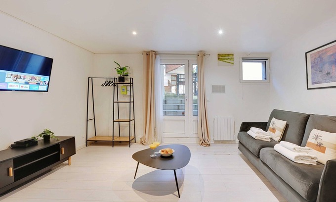 Le Kremlin-Bicetre Apartment | Spacious Apartment - 2br/4p- Le Kremlin-bicetre