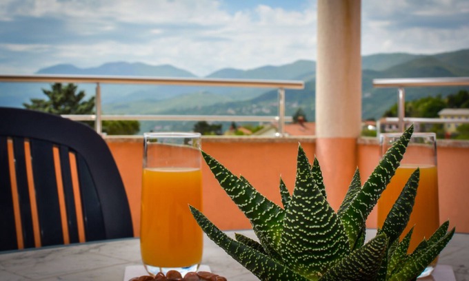 Kastav Apartment | Apartment Adriana: Scenic Views & Family-Friendly Amenities