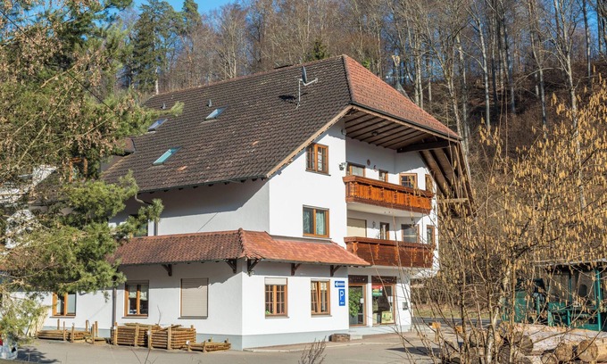 Hohenfels Apartment | Guest Rated: 9.8 | Ferienwohnung Maria with Wi-Fi & Spa