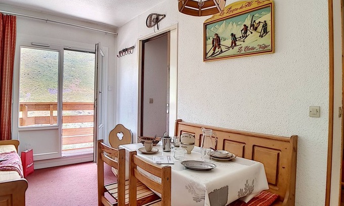 Les Bruyeres Apartment | Cozy 1-Bedroom Apartment Les Menuires for Families