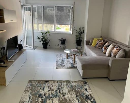 Farke Apartment | Oceanfront Apartment with Pool & Pet-Friendly Amenities