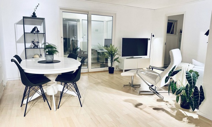 Tromso Apartment | Spacious apartment in prime location