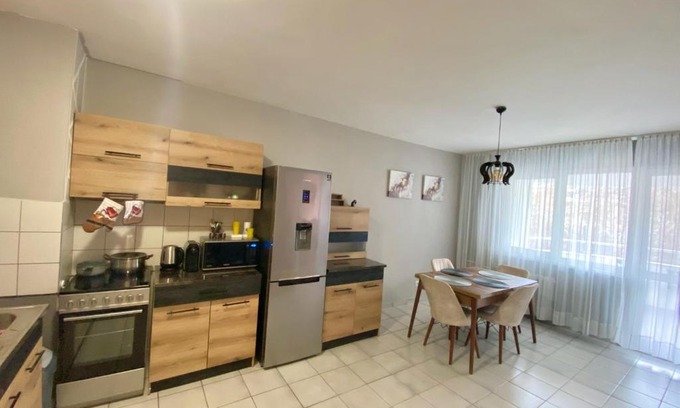 rayon Triaditsa Apartment | Comfortable Apartment or Private Room with Shared Bathrooms