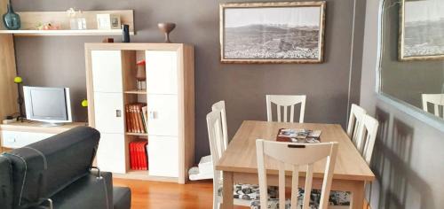 Tabernas Apartment | Cozy Apartment with Mountain View in Tabernas